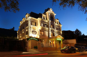 Отель Green Palace Hotel  Шумен